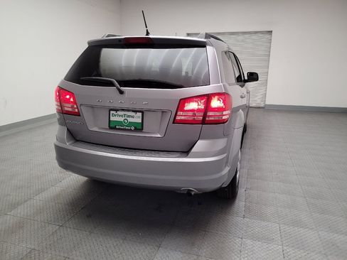 Used 2017 Dodge Journey SE w/ Flexible Seating Group FWD image 7
