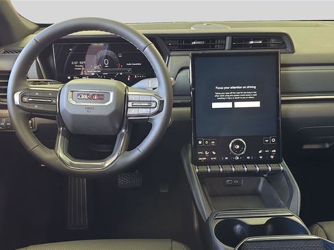 New 2026 GMC Terrain AT4 w/ Technology Package II image 9