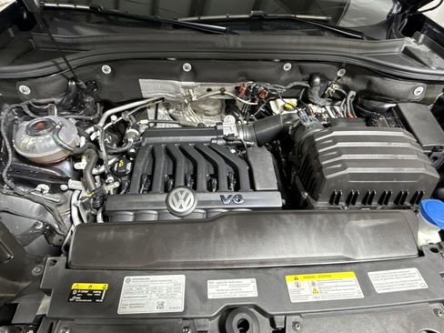 Used 2022 Volkswagen Atlas SEL R-Line AWD/4WD image 30