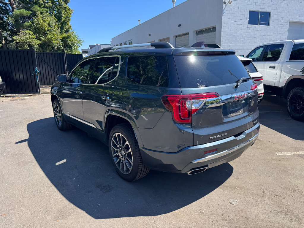 Used 2020 GMC Acadia Denali AWD/4WD image 5