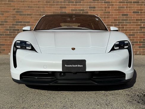 Certified 2023 Porsche Taycan image 10