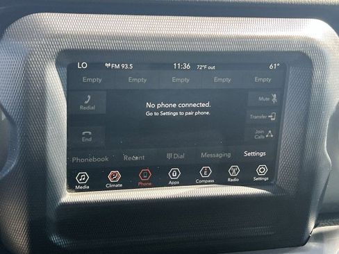 Used 2020 Jeep Wrangler Unlimited Sahara image 13