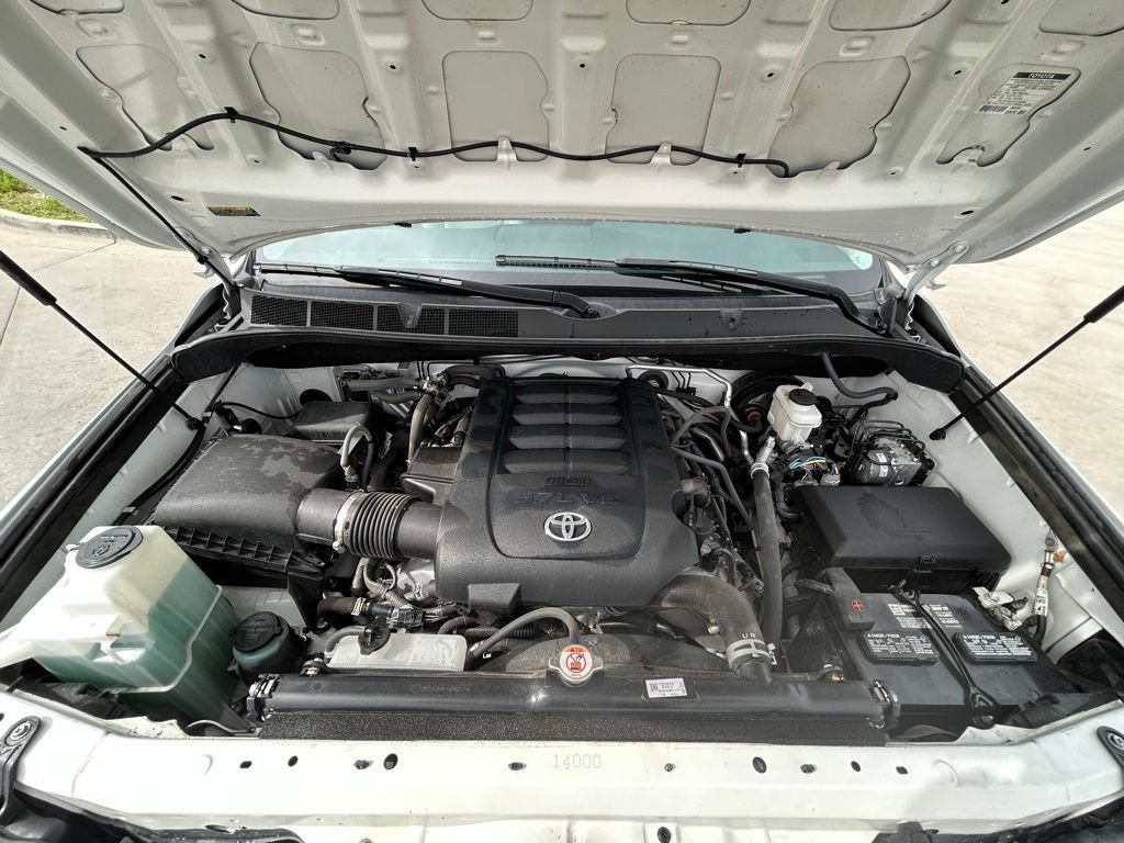 Used 2022 Toyota Sequoia Limited AWD/4WD image 32