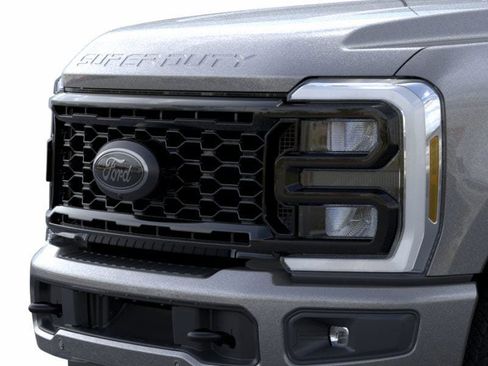 New 2026 Ford F350 Lariat w/ Black Appearance Package image 17