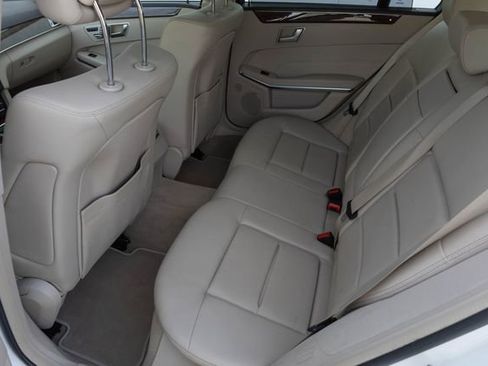 Used 2016 Mercedes-Benz E 350 4MATIC Wagon image 17