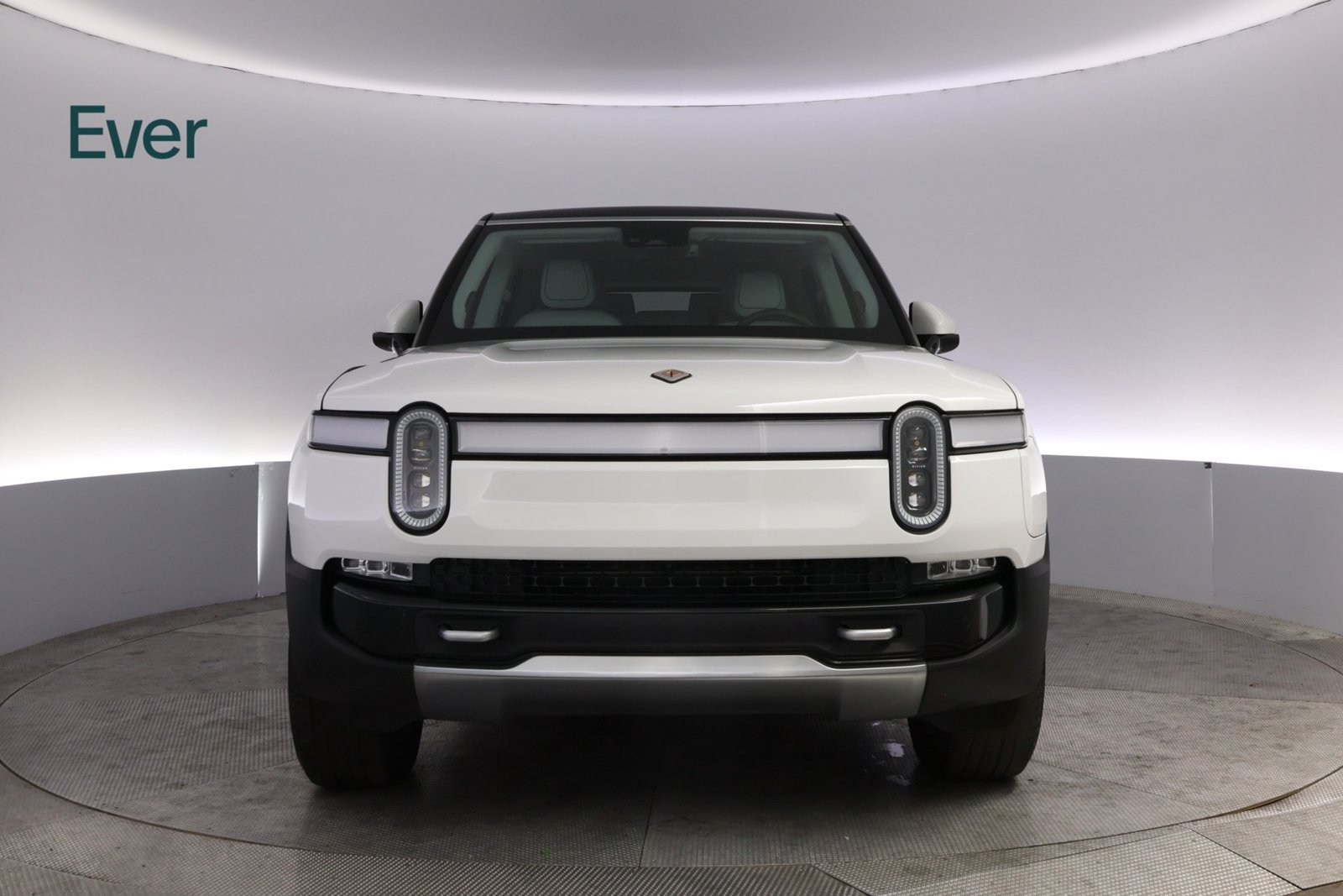 Used 2024 Rivian R1S Adventure Dual AWD/4WD image 12