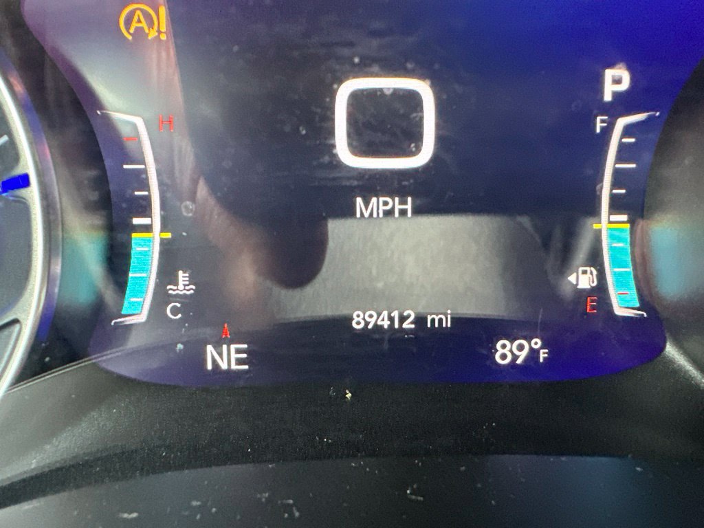 Used 2022 Chrysler Pacifica Touring-L FWD image 16