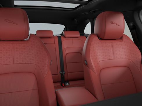 New 2026 Jaguar F-PACE R-Dynamic S image 5