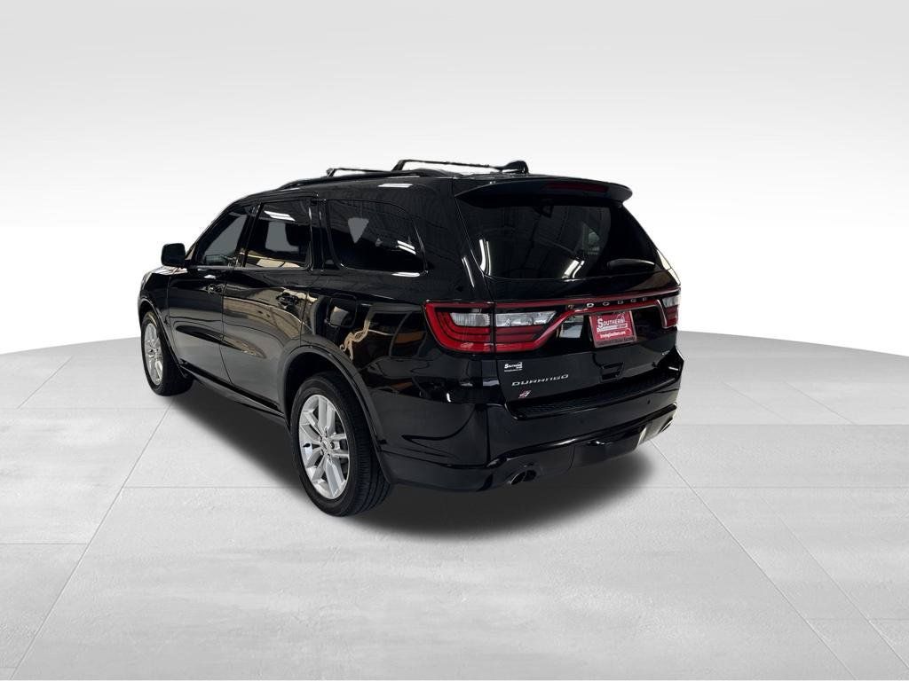 Used 2024 Dodge Durango GT AWD/4WD image 3