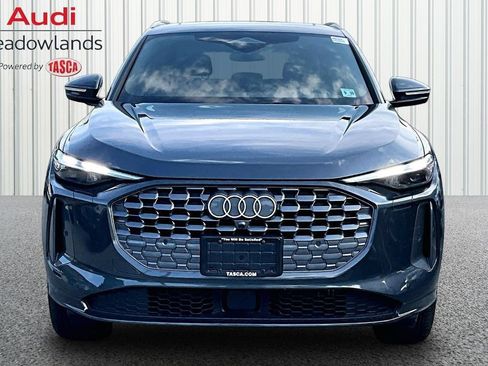 Used 2025 Audi Q5 Premium w/ Convenience Package AWD/4WD image 2