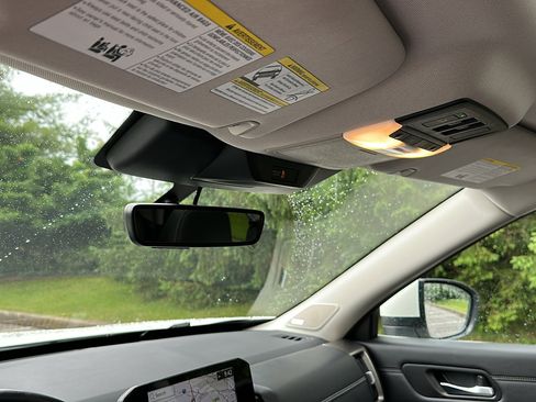 Certified 2023 Nissan Pathfinder Platinum image 23