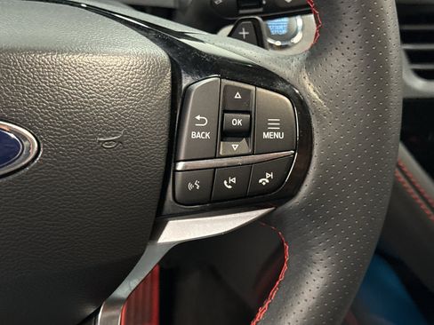 Used 2025 Ford Explorer ST image 13