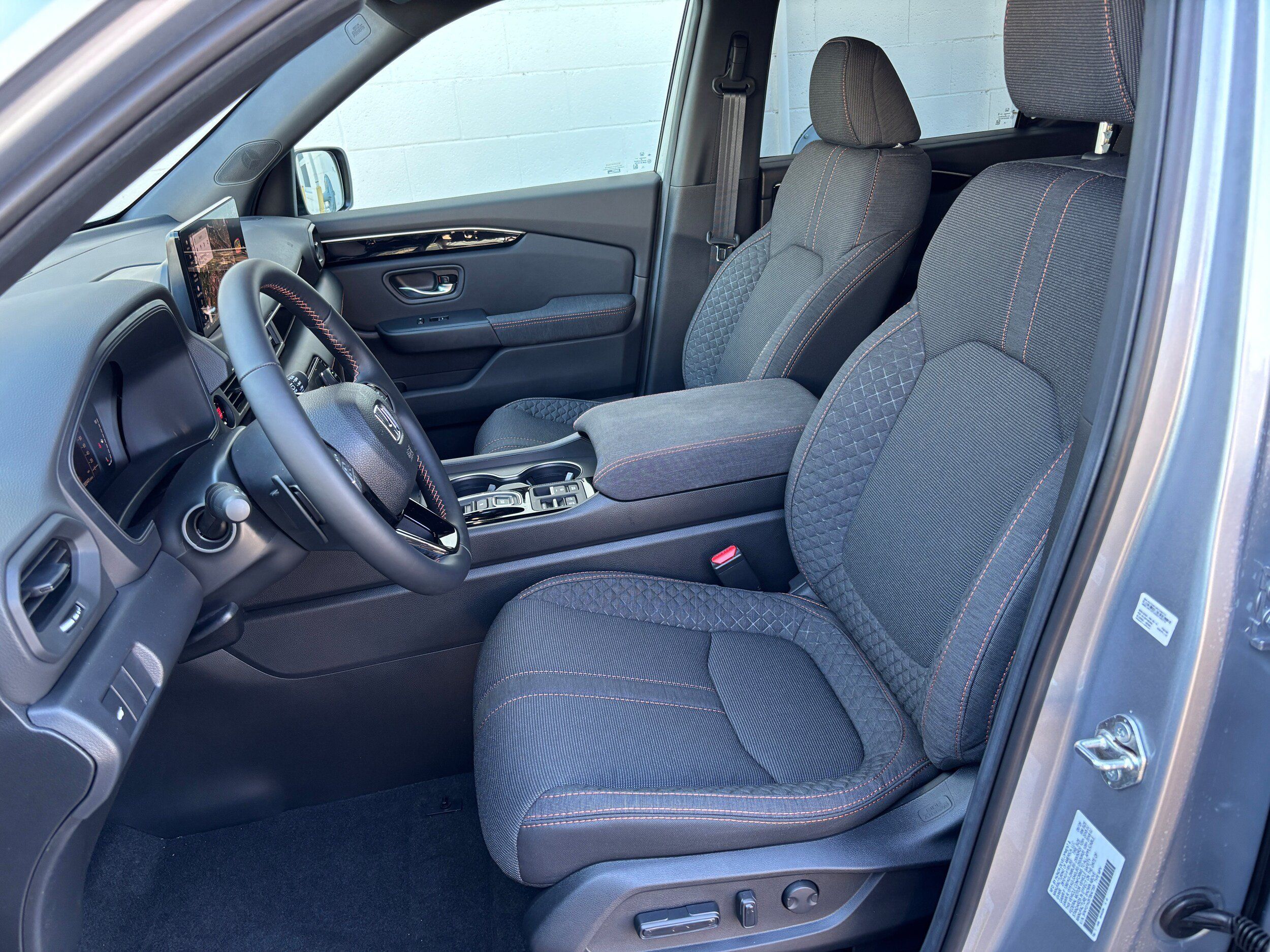 New 2026 Honda Pilot Sport image 9