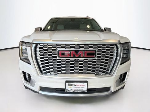 Certified 2021 GMC Yukon XL Denali w/ Denali Ultimate Package AWD/4WD image 2