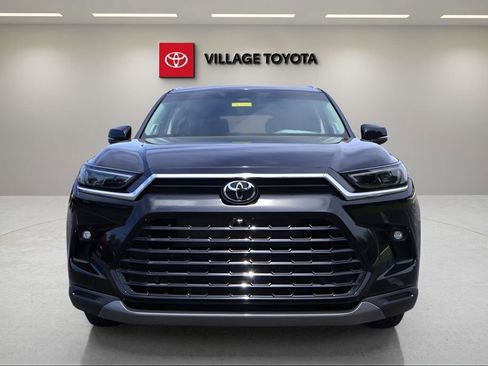 New 2026 Toyota Grand Highlander AWD image 8