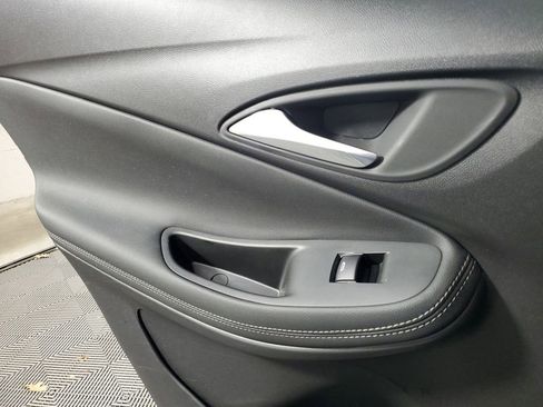 Used 2022 Buick Encore GX Preferred w/ Sport Touring Package image 16