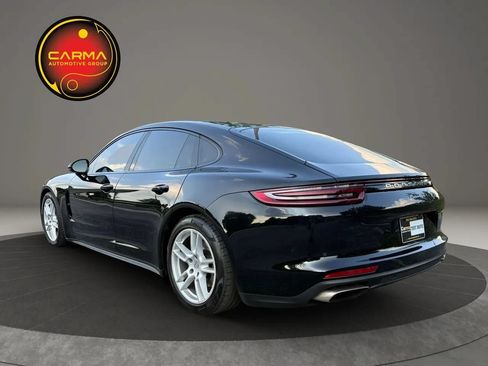Used 2017 Porsche Panamera RWD image 3