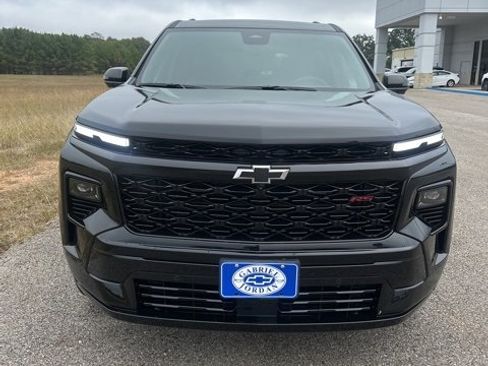 New 2026 Chevrolet Traverse RS w/ LPO, Floor Liner Package image 16