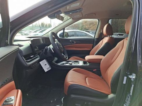 New 2026 Kia Carnival EX image 6