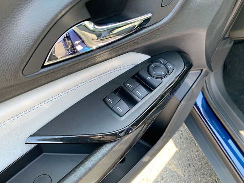 Certified 2024 Chevrolet Trax LT w/ LT Convenience Package image 21