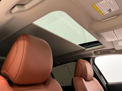 Used 2024 MAZDA CX-50 AWD 2.5 Turbo w/ Cargo Package image 21