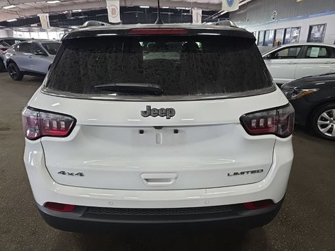 Used 2025 Jeep Compass Limited AWD/4WD image 3