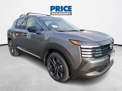 New 2026 Nissan Kicks SR w/ Cold Weather Package