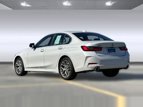 Used 2025 BMW 330i xDrive Sedan w/ Convenience Package image 3