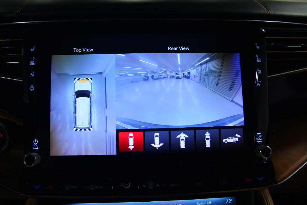 Used 2022 Jeep Grand Wagoneer Series III w/ Rear Seat Video Group 1 AWD/4WD image 12
