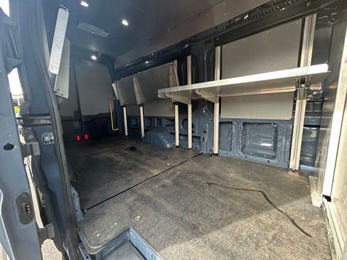Used 2020 Ford Transit 250 148 High Roof Extended image 29
