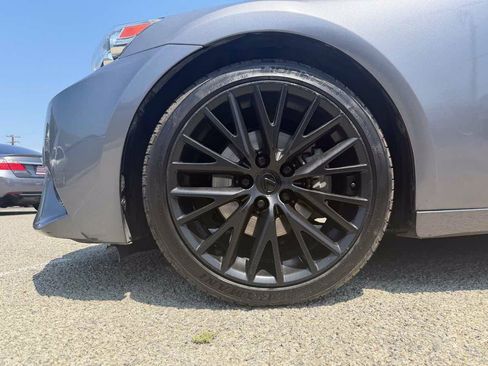 Used 2014 Lexus IS 250 w/ Navigation Package RWD image 3