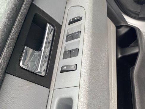 Used 2013 Ford F150 XLT w/ Mid Equipment Group AWD/4WD image 11