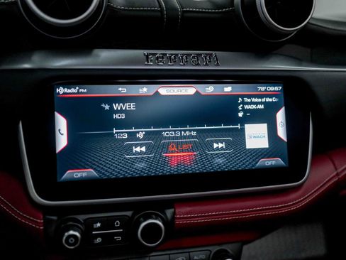 Used 2020 Ferrari Portofino RWD image 74