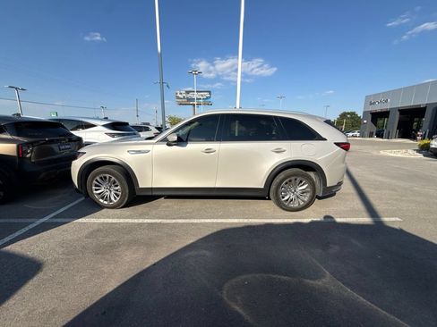 Used 2025 MAZDA CX-90 3.3 Turbo w/ Preferred Package AWD/4WD image 3