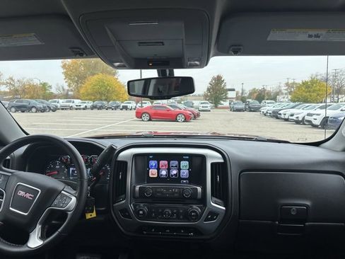 Used 2018 GMC Sierra 1500 SLE w/ SLE Value Package image 21