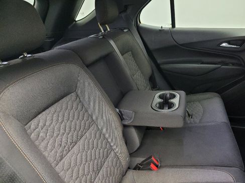 Used 2020 Chevrolet Equinox LT image 19