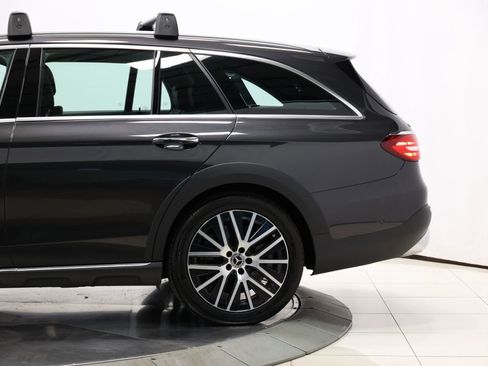 Used 2023 Mercedes-Benz E 450 4MATIC All-Terrain Wagon image 9