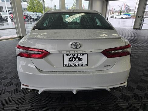 Used 2024 Toyota Camry XSE image 4