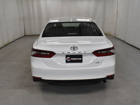 Used 2024 Toyota Camry LE image 6