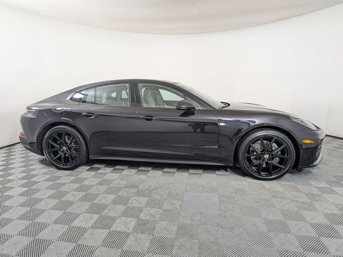 New 2026 Porsche Panamera 4 image 9