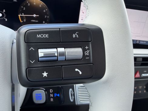 Used 2026 Hyundai Palisade Limited FWD image 29