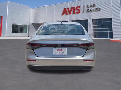 Used 2025 Honda Accord LX image 7