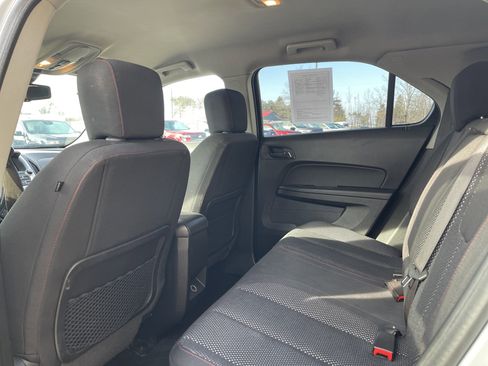Used 2015 Chevrolet Equinox LT image 11