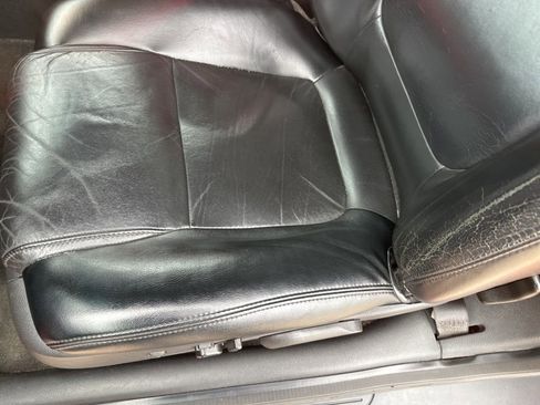 Used 2005 Chevrolet SSR w/ Preferred Equipment Group image 4