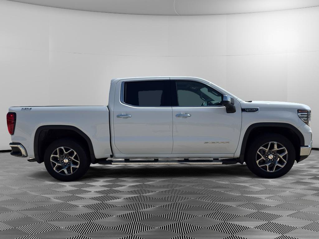 Used 2024 GMC Sierra 1500 SLT w/ SLT Premium Plus Package AWD/4WD image 5