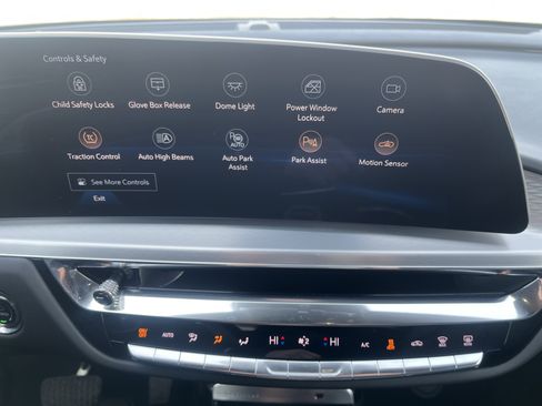 Used 2024 Cadillac Lyriq Luxury w/ LPO, Floor Liner Package image 30