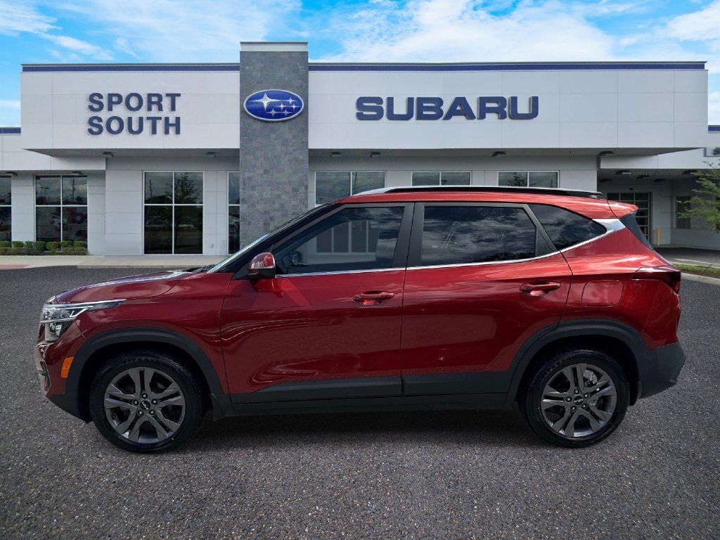 Used 2023 Kia Seltos S w/ Navigation Package FWD image 7