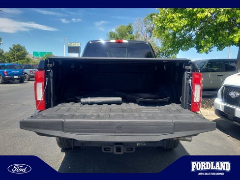 Used 2020 Ford F350 Platinum w/ FX4 Off-Road Package AWD/4WD image 34