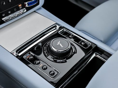 Used 2023 Rolls-Royce Ghost image 40