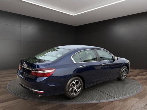 Used 2016 Honda Accord LX image 8